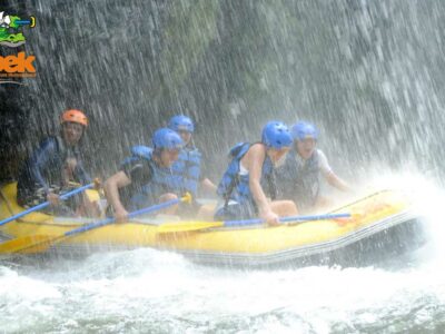 5 Reasons Travelers Love Telaga Waja Rafting