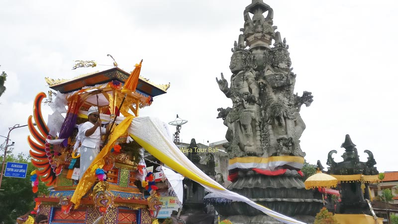 Ngaben In Bali