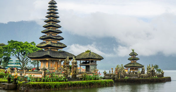 Pura Ulun Danu Balinese Temple By The Lake