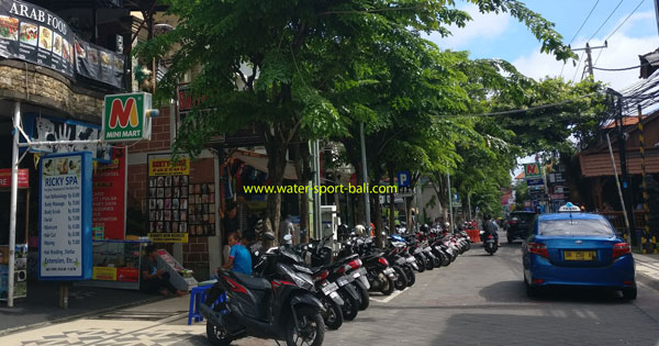 Atmosphere Jalan Legian Bali On Day Time