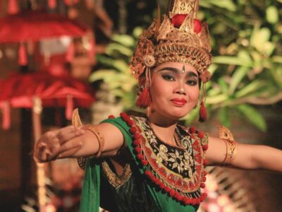 Legong Ramayana Ballet Dance Ubud