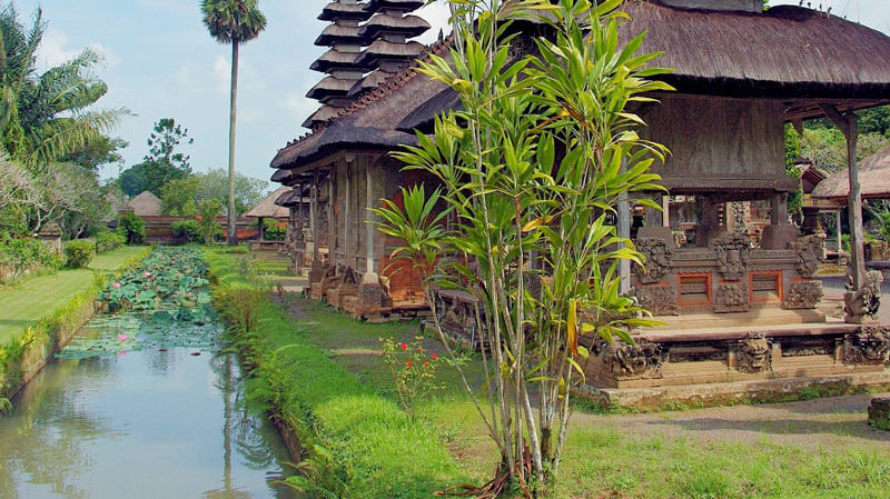 Taman Ayun Scenic Pond