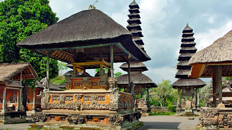 Taman Ayun Intricate Carvings