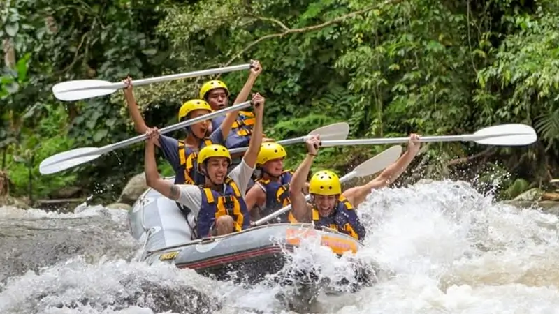 Mason Adventure Rafting Ubud boat crossing rapids