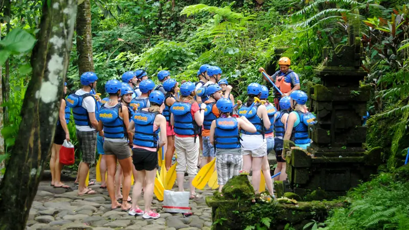 Safety briefing before the trip starts