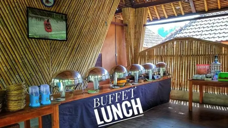Buffet lunch area at the restaurant