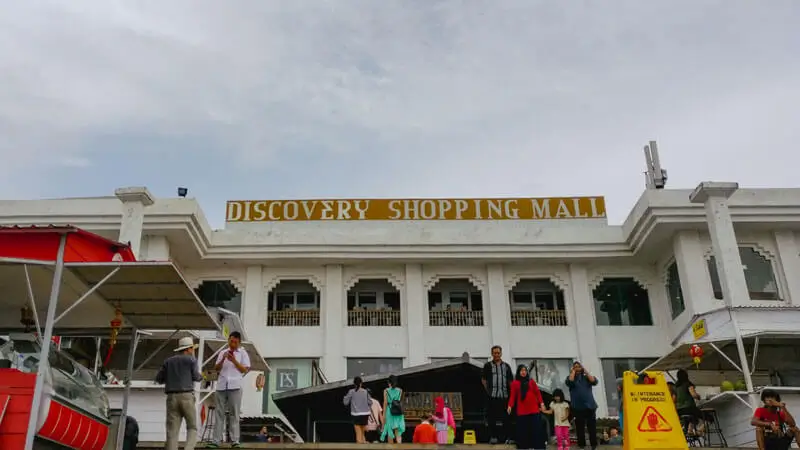 Discovery Shopping Mall entrance in Kuta
