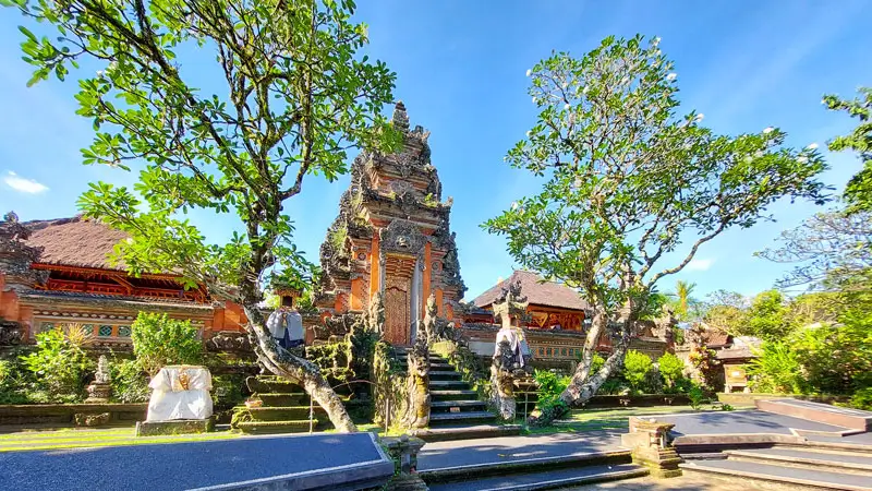 Saraswati Temple courtyard with Balinese architecture